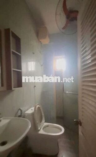 Cho thuê nhà kiệt nguyễn huy tưởng  chủ cho thanh toán từng tháng cọc