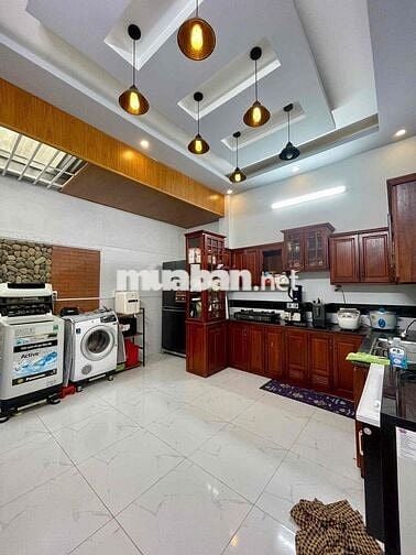 Nhà lầu lộ nhựa 7m trục chính Hẻm 234 Hoàng Quốc Việt, Ninh Kiều