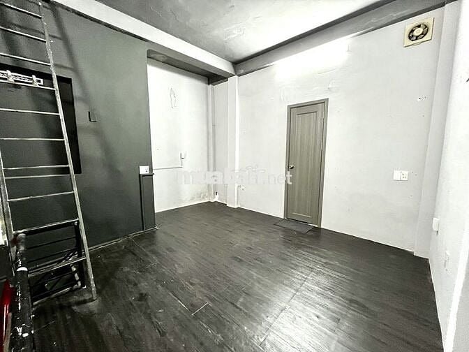 nhà nguyên căn 2 mặt tiền đầu đường 3 Tháng 2 view Pháo Hoa,Hải Châu