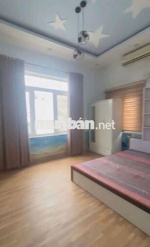 Cho thuê nhà kiệt nguyễn huy tưởng  chủ cho thanh toán từng tháng cọc