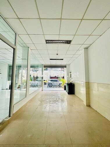 Cho thuê toà nhà ốp kính 179E Chu Văn An, Bình Thạnh, TP.HCM