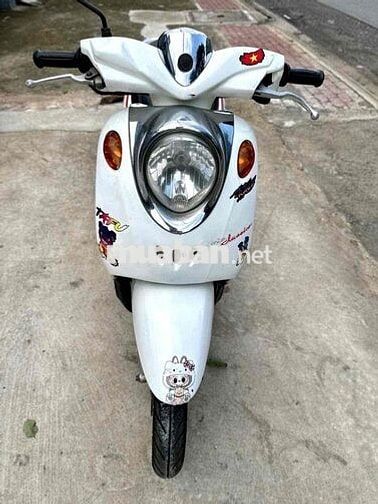 Yamaha Mio Classico Trắng Nữ