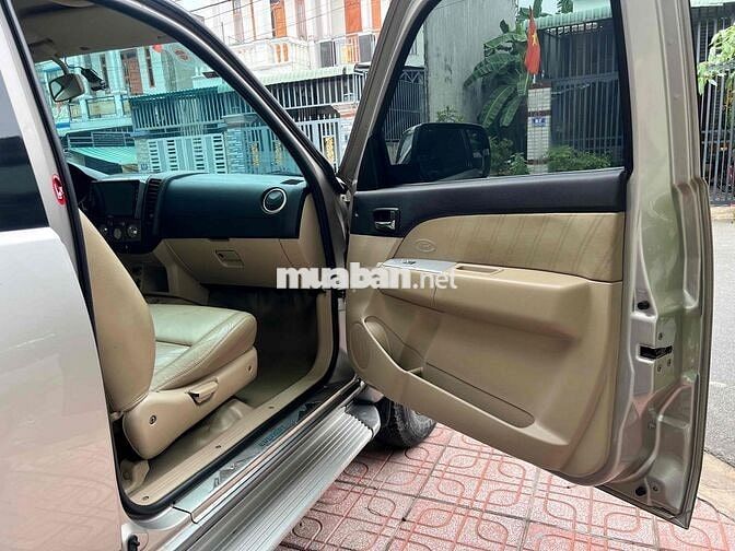 Ford Everest 2007 Số Sàn Máy Xăng Form Mới Rất Đep