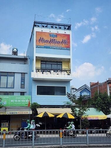 sang lại quán thích hợp kinh doanh cafe - ăn vặt .