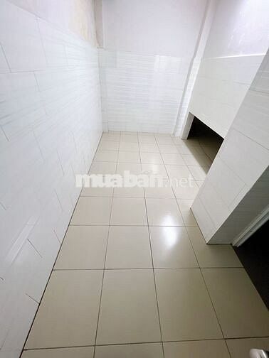 Phòng 1 người Bao tiền nước,phí dịch vụ sẵn máy lạnh ngay Hoàng Diệu 2