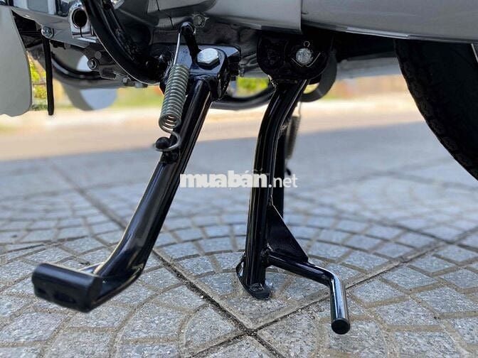 Honda Dream II Thái Lan Trắng Nâu