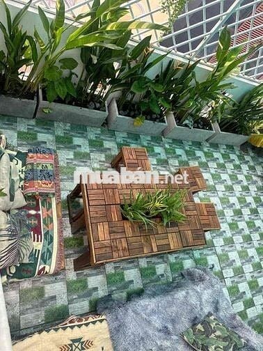 phòng riêng- ghép nữ q1- Bthanh