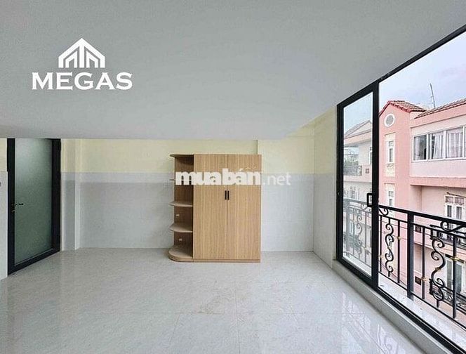 DUPLEX BAN CÔNG NGAY LINH ĐÔNG - PHẠM VĂN ĐỒNG