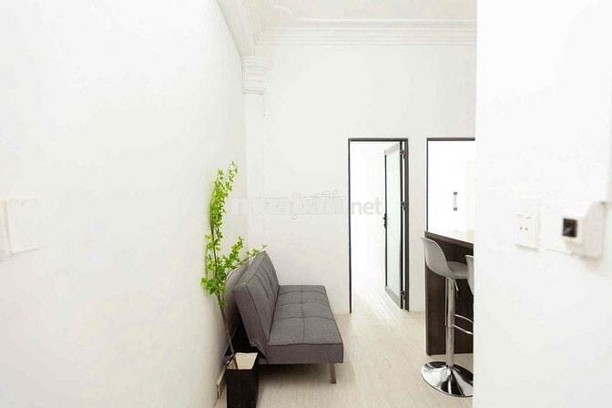 Cho thuê căn hộ 2pn1wc ban công full nt tách bếp gần ĐH Bách Khoa q10