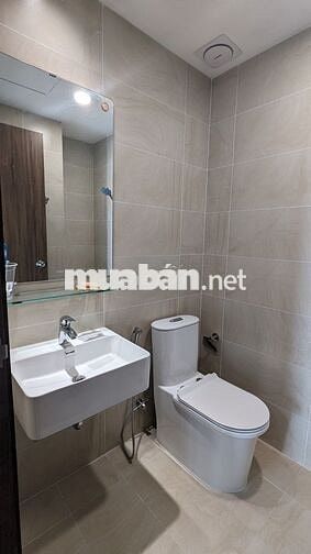 CHO THUÊ 2PN2WC View hồ bơi đẹp giá 5tr5/tháng ở ngay