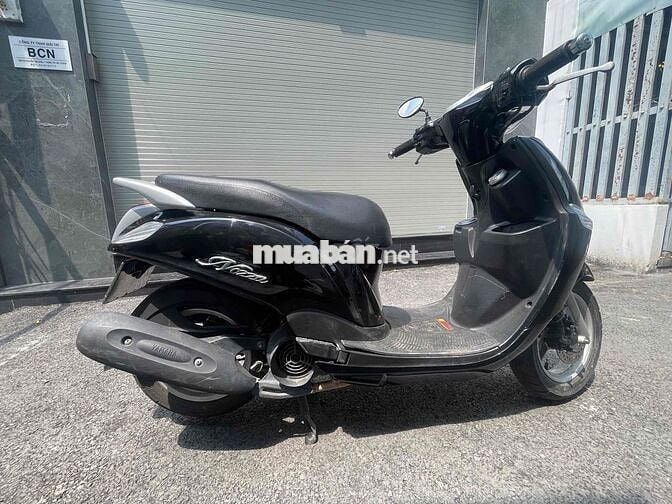 Xe tay ga Yamaha Nozza màu Đen