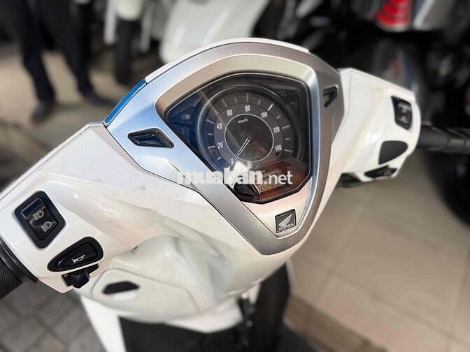 Honda Lead 4V 2024 Trắng 10257 km