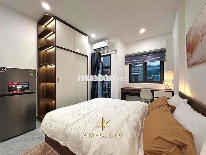 STUDIO BAN CÔNG CỬA SỔ FULL NỘI THẤT MỚI NGAY TRUNG TÂM QUẬN 10