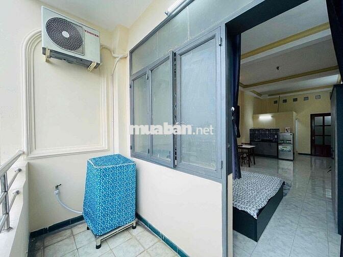 CĂN HỘ SIÊU RỘNG Full NT có máy giặt, ban công gần ĐH Y DƯỢC,