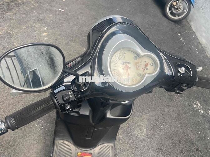 Xe tay ga Yamaha Nozza màu Đen