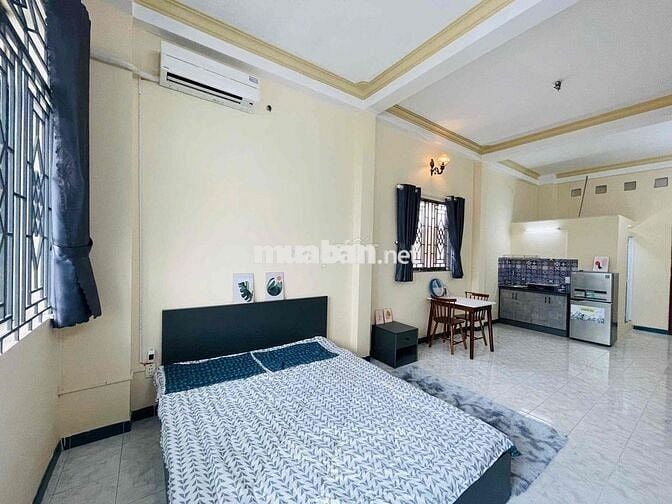 CĂN HỘ SIÊU RỘNG Full NT có máy giặt, ban công gần ĐH Y DƯỢC,