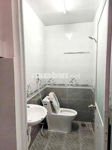 Cho thuê nhà Đường Phú Thuận quận 7 giá 8tr