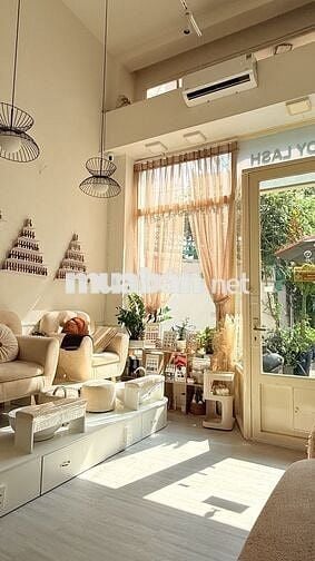 CHO THUÊ MẶT BẰNG NAIL ĐÃ SET UP ĐẦY ĐỦ