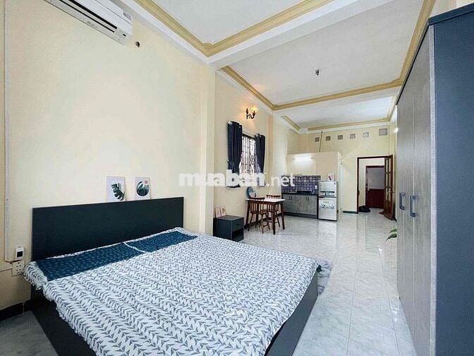 CĂN HỘ SIÊU RỘNG Full NT có máy giặt, ban công gần ĐH Y DƯỢC,