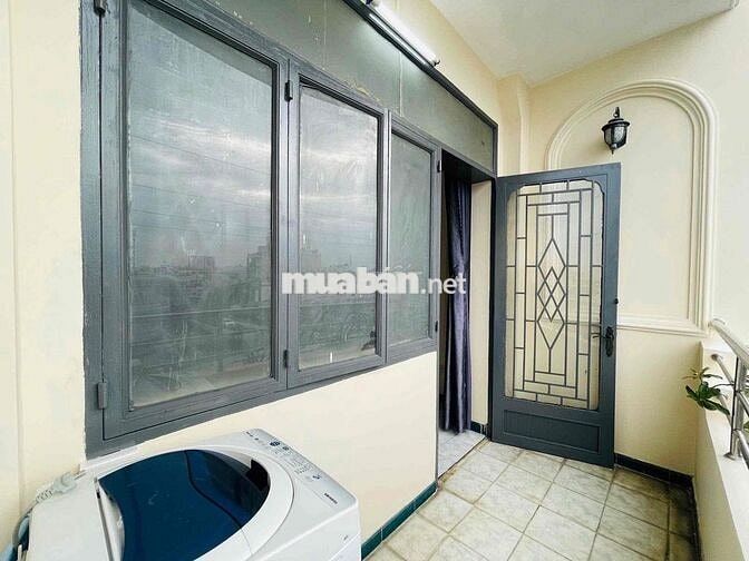 CĂN HỘ SIÊU RỘNG Full NT có máy giặt, ban công gần ĐH Y DƯỢC,