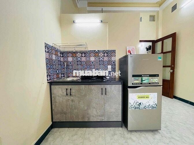 CĂN HỘ SIÊU RỘNG Full NT có máy giặt, ban công gần ĐH Y DƯỢC,
