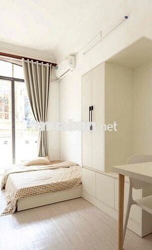 Cho thuê căn hộ 2pn1wc ban công full nt tách bếp gần ĐH Bách Khoa q10