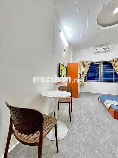 Cho Thuê Căn Hộ Cửa Sổ Lớn Máy Giặt Riêng Full Nội Thất Quận 1