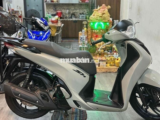 Sh 125 2015 xám xi măng siêu đẹp nợ xấu trả 12tr