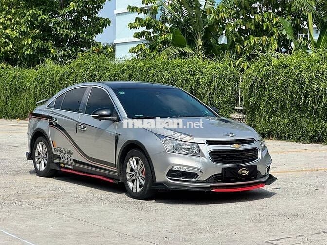Chevrolet Cruze LT 1.6 MT 2016 Bạc Số sàn