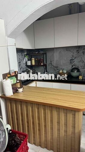 Cho thuê chung cư tầng trệt trung tâm sài gòn