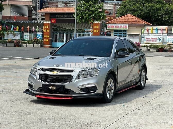 Chevrolet Cruze LT 1.6 MT 2016 Bạc Số sàn