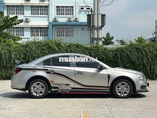 Chevrolet Cruze LT 1.6 MT 2016 Bạc Số sàn