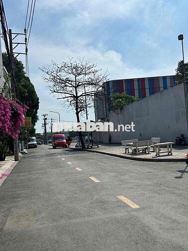 Chính chủ hạ 300tr Nhà ngay Big C Trường Chinh 4x9 có 1 Lầu 4ty7 TL