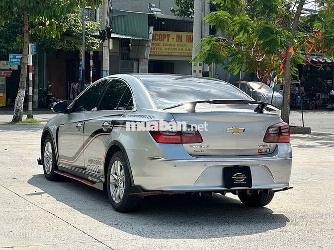 Chevrolet Cruze LT 1.6 MT 2016 Bạc Số sàn