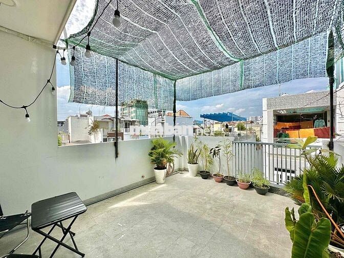 🏠 Cho Thuê Penthouse Ban Công Lớn - Tách Bếp - Ngay Phan Xích Long