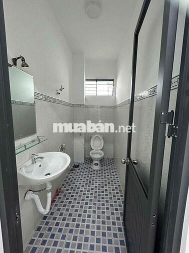 Chính chủ hạ 300tr Nhà ngay Big C Trường Chinh 4x9 có 1 Lầu 4ty7 TL
