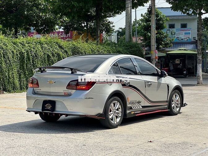 Chevrolet Cruze LT 1.6 MT 2016 Bạc Số sàn