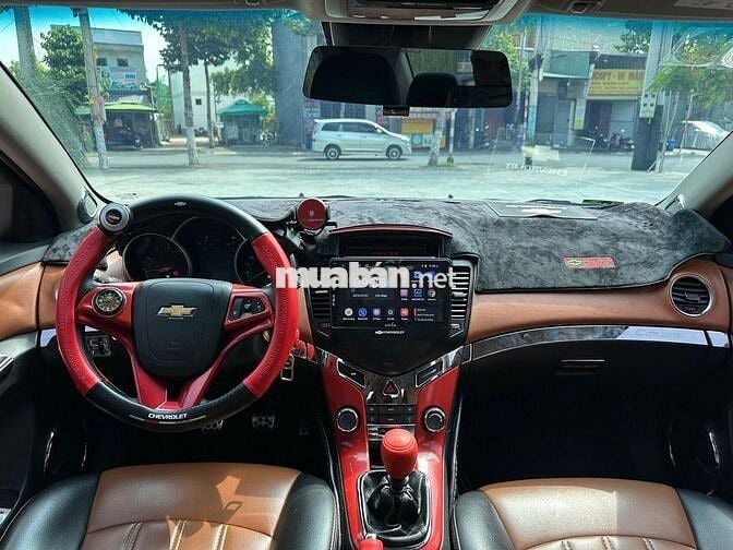 Chevrolet Cruze LT 1.6 MT 2016 Bạc Số sàn