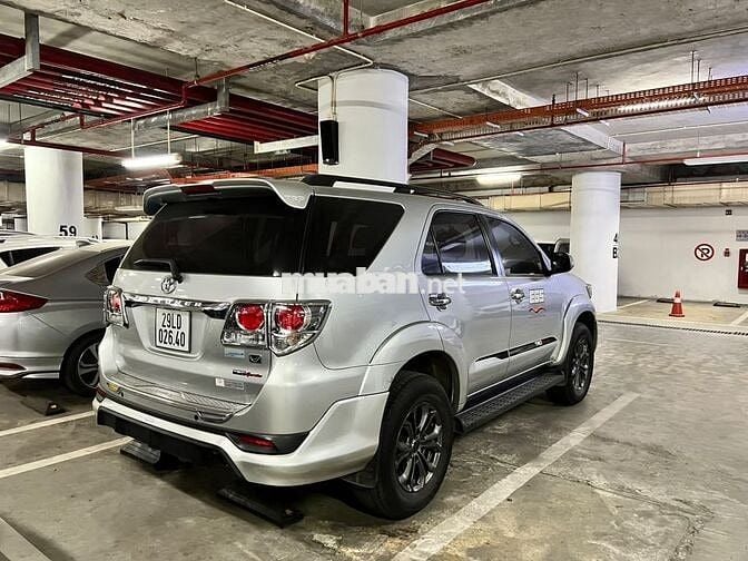 Toyota Fortuner 2014 Bạc Tự động Xăng 60.000 km