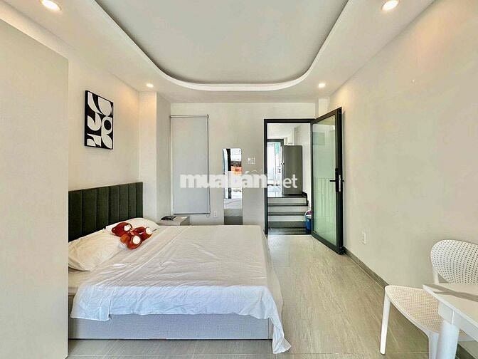 🏠 Cho Thuê Penthouse Ban Công Lớn - Tách Bếp - Ngay Phan Xích Long