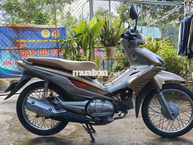 Honda Wave RSX AT 2010 Vàng-Đỏ