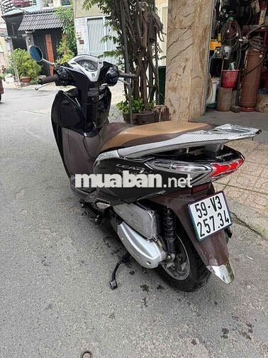 Honda Lead Premium Edition Đen Xăng 2019