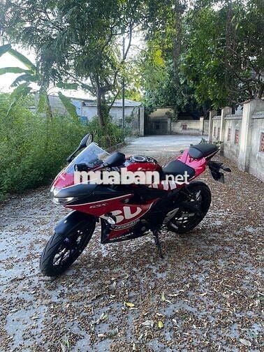 Suzuki GSX 150 2000km Đỏ đen