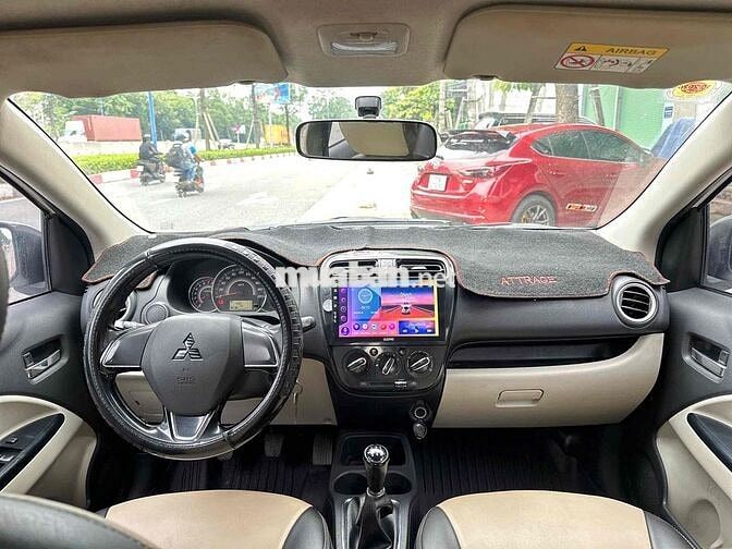 Mitsubishi Attrage 2016 Trắng