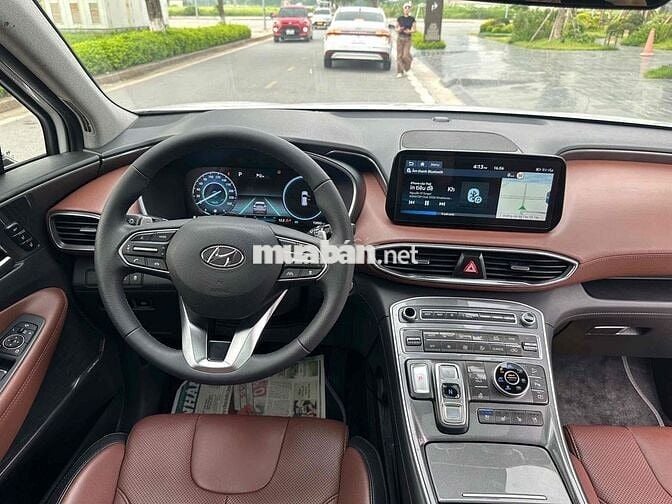 Hyundai Santa Fe HTRAC 2.2D Trắng 7 chỗ