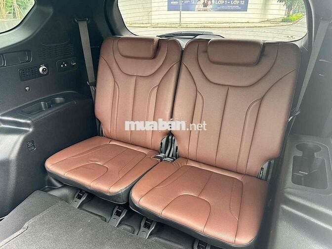 Hyundai Santa Fe HTRAC 2.2D Trắng 7 chỗ