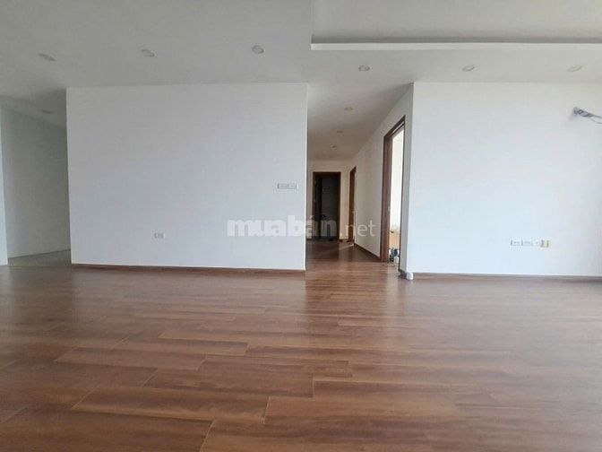 Chính Chủ cần bán gấp chung cư Đại Kim 125m2, 4pn, 7x tỷ.