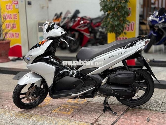 Honda Air Blade 12/2018