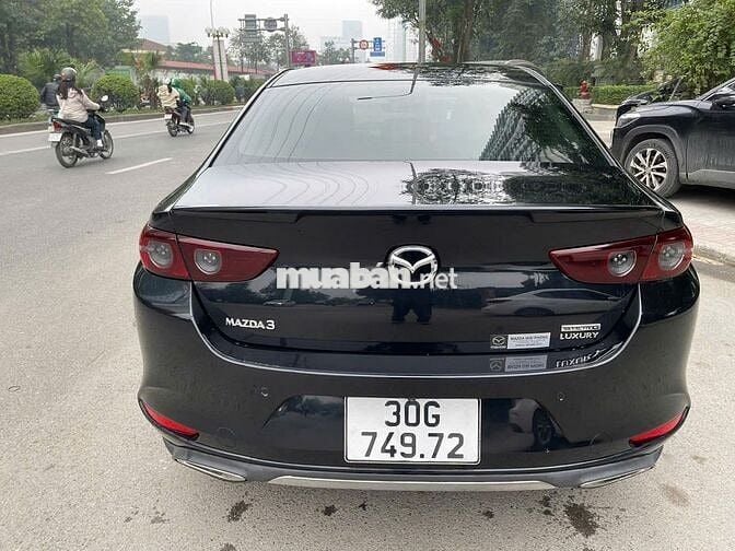 Mazda 3 Luxury 2020 Đen 25000 km