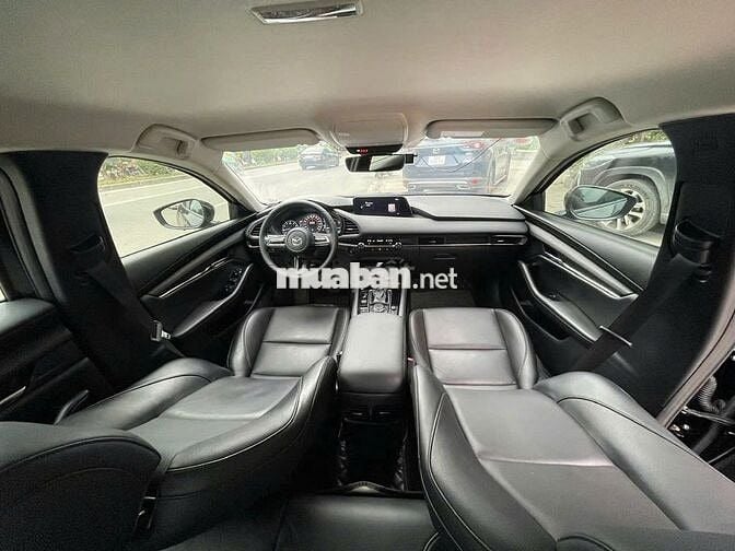 Mazda 3 Luxury 2020 Đen 25000 km
